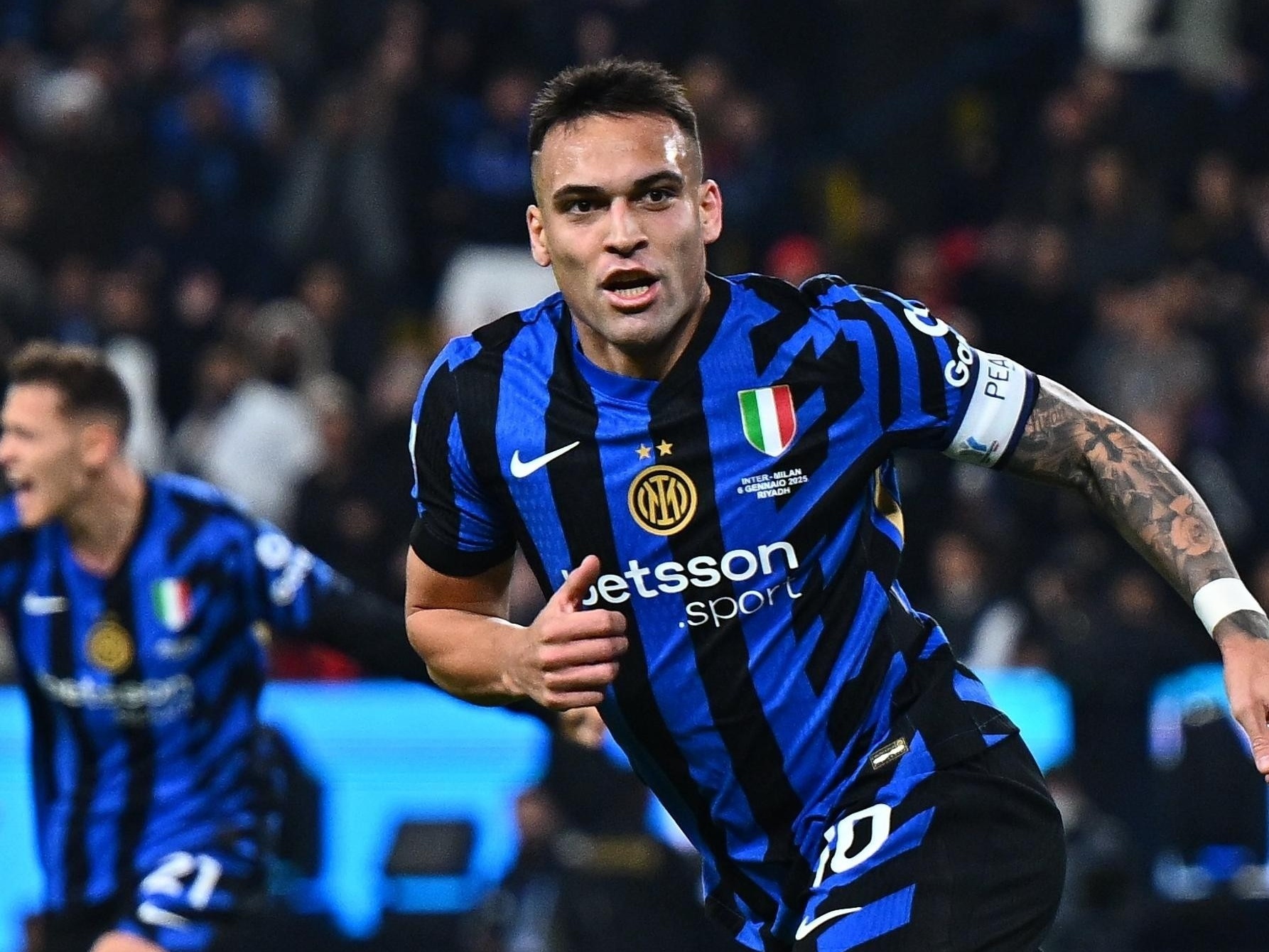 九游登录入口-AC米兰迎中超关键赛，加时末段更衣室发声，更衣室稳定，高层口径保持一致