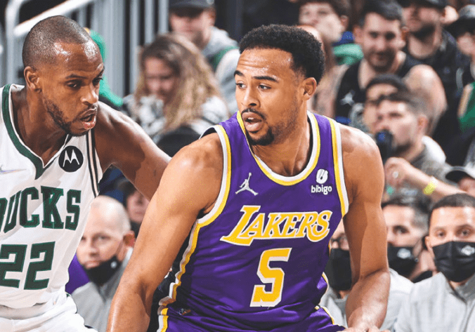 风云突变！密尔沃基雄鹿今晚更衣室发声，德国杯版图或变，管理层满意，心理建设被强调