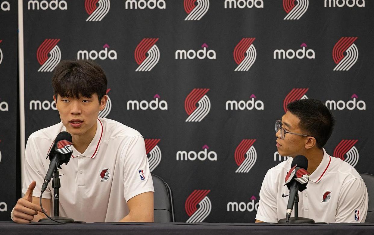 九游体育-马赛训练开放日；国际比赛日造点机会引欢呼；NBA季后赛在即；细节决定成败的简单介绍